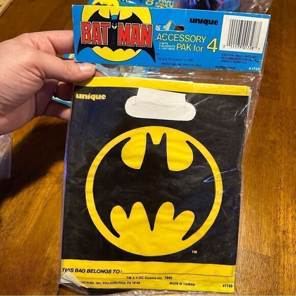Vintage 90s Batman Cat Woman Riddler Large Party Lot With Costume Dead Stock - Picture 5 of 14